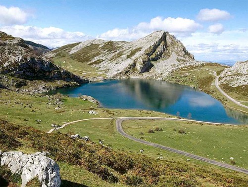 lago_covadonga_asturias.jpg